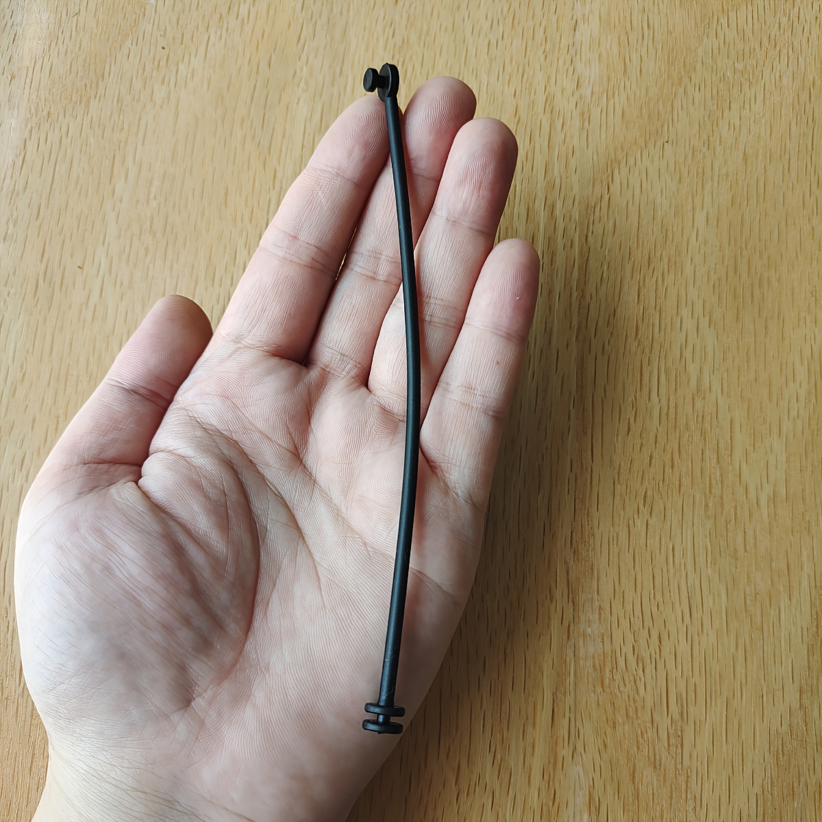 Car Accessories Brand - 1 Buah Kabel Tutup Tangki Bahan